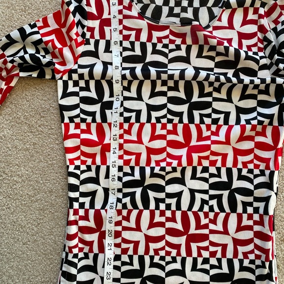 Kenneth Cole Geometric Shape Top - Picture 9 of 12